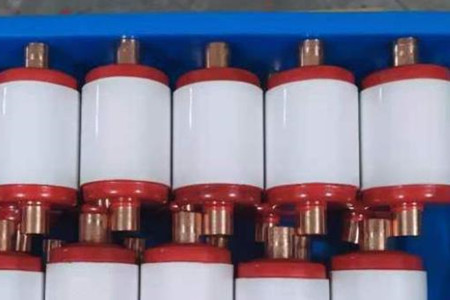 真空滅弧室的結(jié)構(gòu)、工作原理、特點以及應用