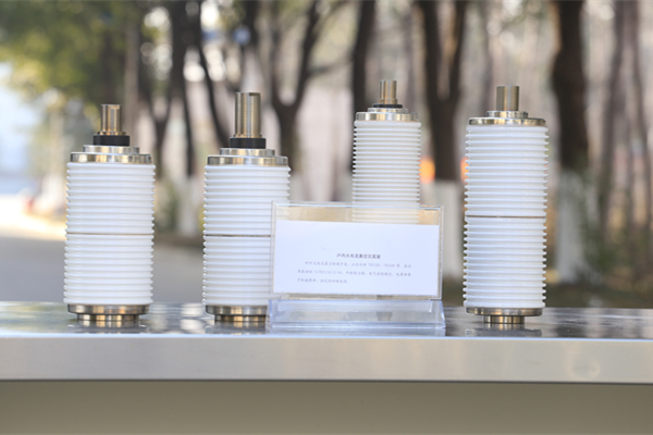 真空開關管絕緣外殼采用玻璃材料，優(yōu)勢多多！